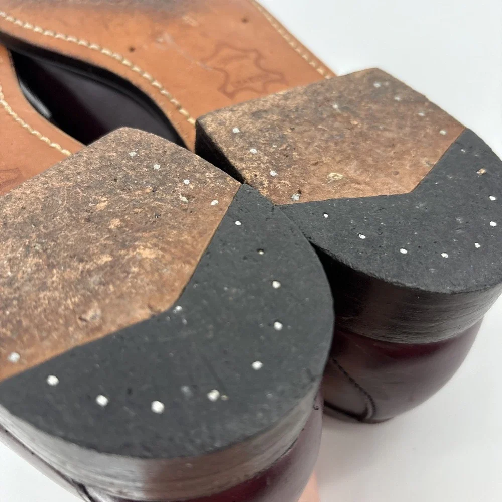 Sebago details items